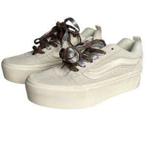 VANS Knu Stack Shoes White Platform Shoes Women 8 / men’s 6.5